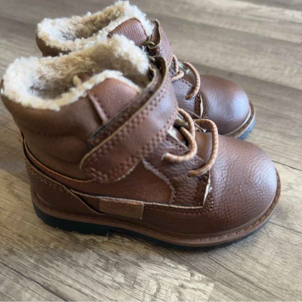 Oshkosh Bgosh Boys Brown Leather Lined Winter Boots